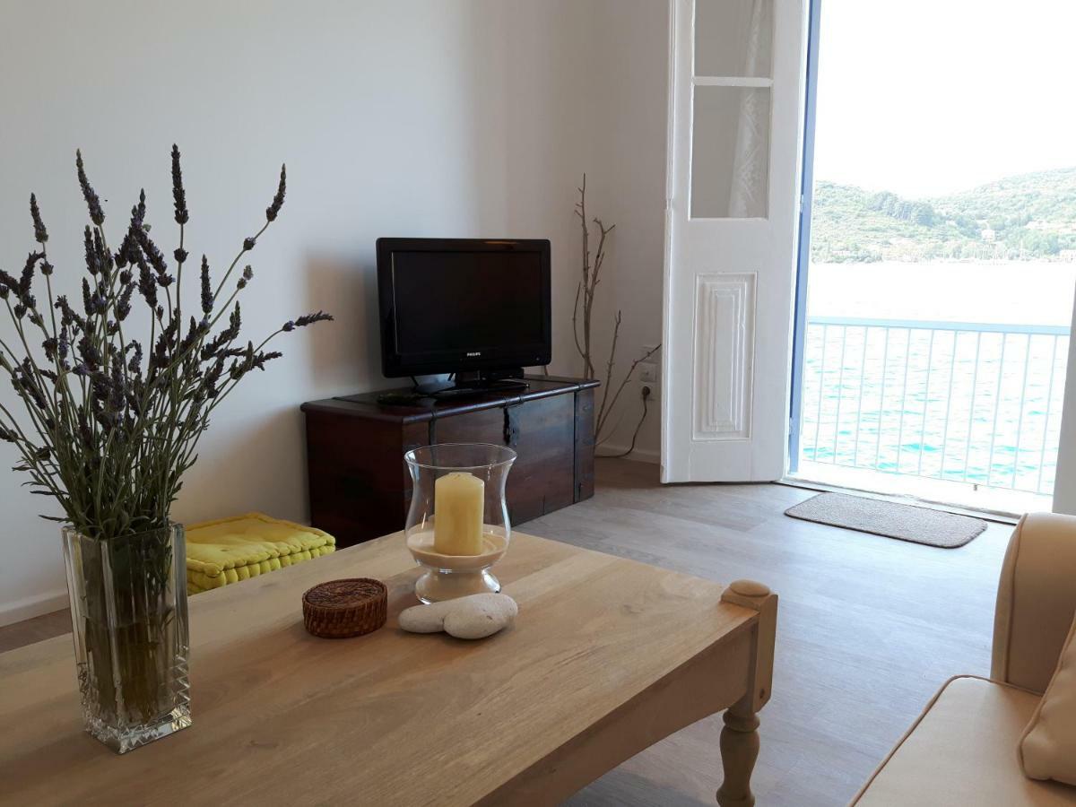 Cavos Seaside House Villa Vathy  Exterior foto